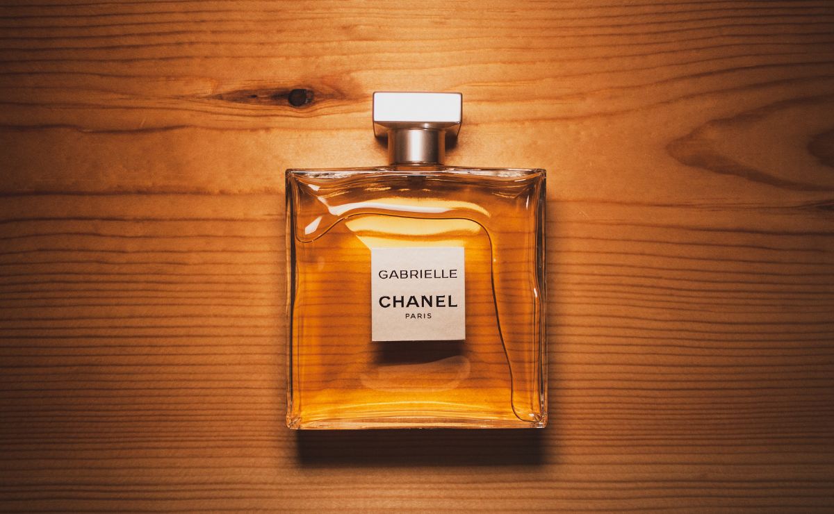 Chanel Eleva los Precios de sus Artículos en China: ¿Se Desaceleró la Demanda de Artículos de Lujo? 1 Chanel Eleva los Precios de sus Artículos en China: ¿Se Desaceleró la Demanda de Artículos de Lujo?