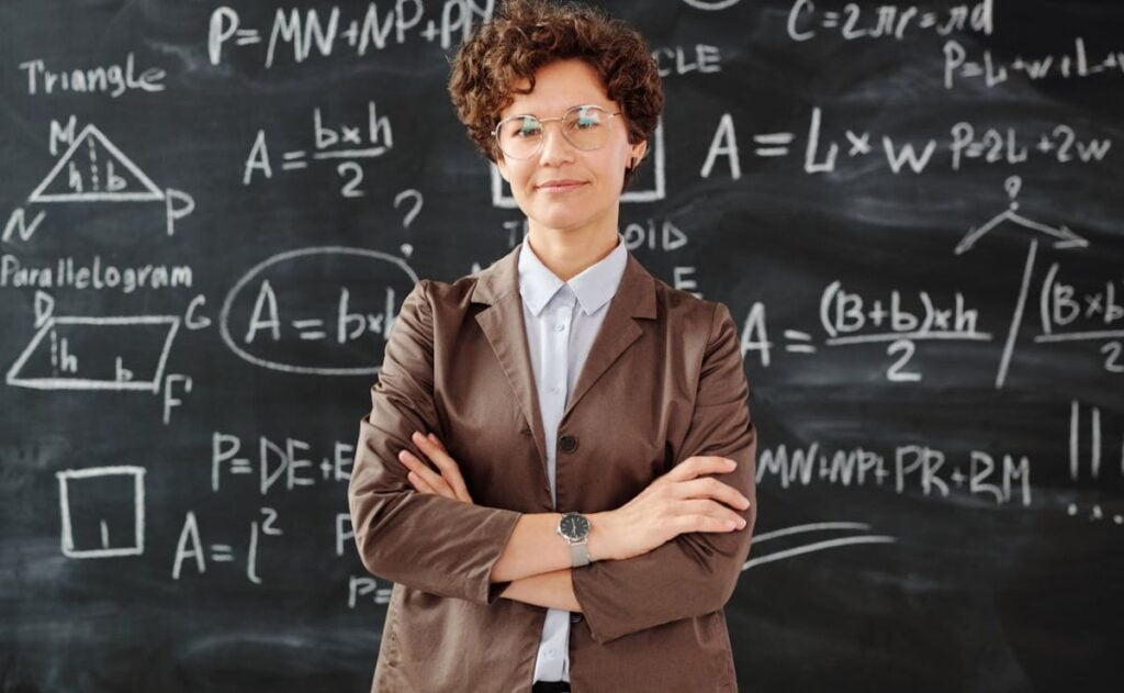 Estudiar Pedagogía: la forma de impactar a la educación del país 3 Pedagogia mas que un educador
